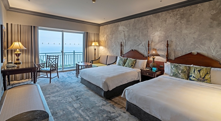 Deluxe Ocean Room  │ Two Medium Beds │ 392 square feet